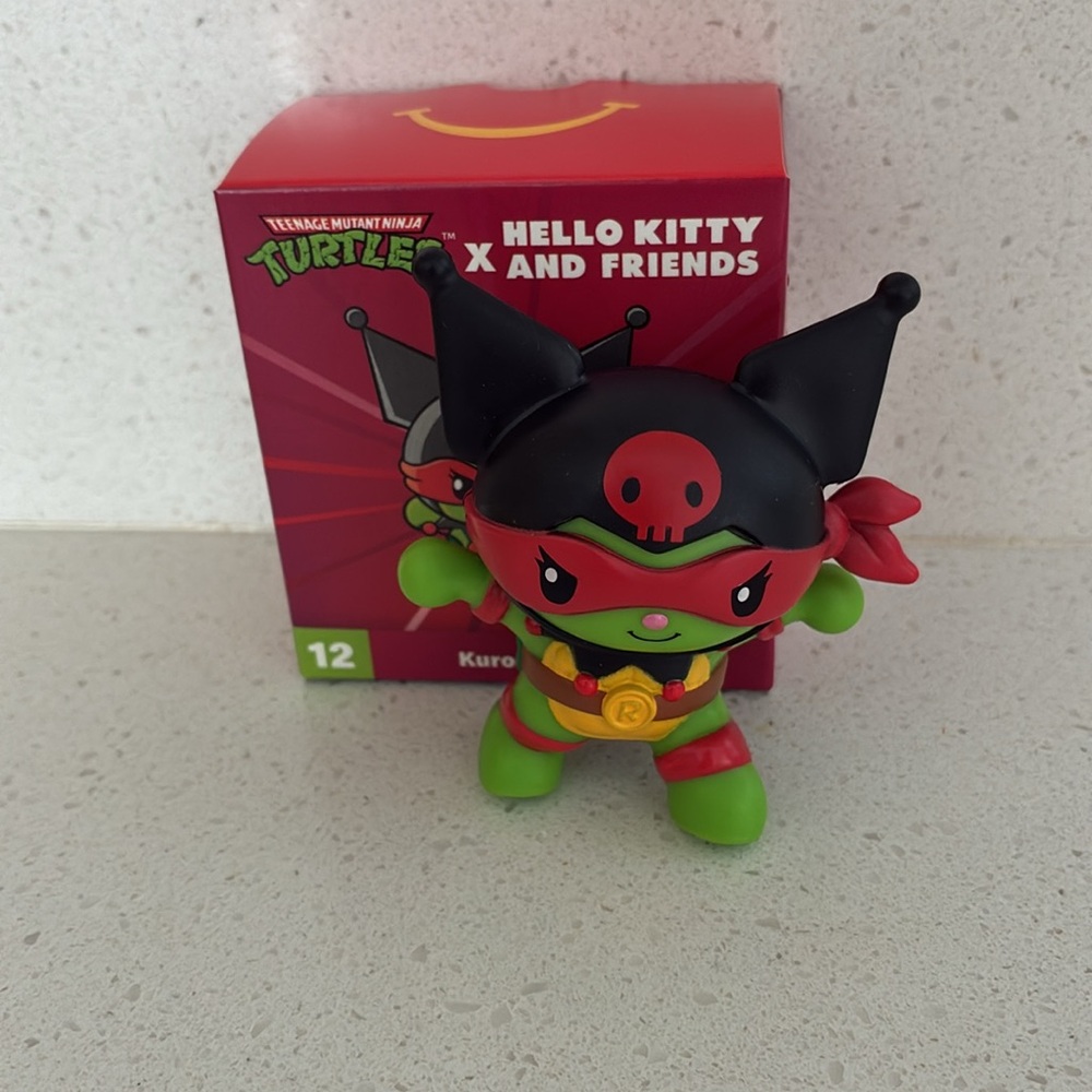 Hello Kitty x TMNT Kuromi x Raphael Figure